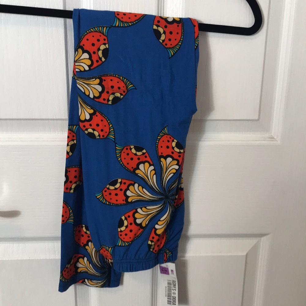 Agnes & Dora Leggings NWT. S/M Blue and Red